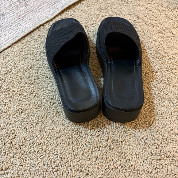 Black Ribbed Slide Sandals - Picture 3 of 3